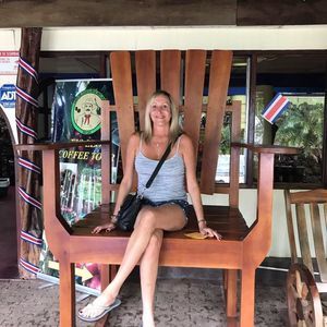 Meet your Posher, Linda